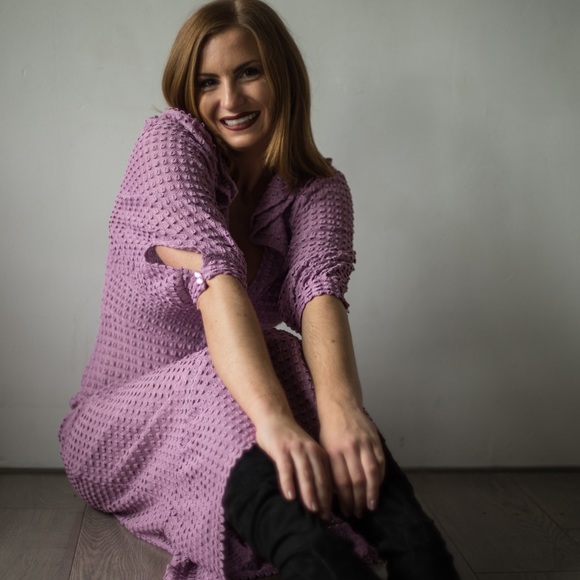 Meet your Posher, Lauren - Picture 3 of 16